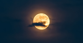 The full moon will change color today - here's the best time to see it
