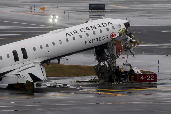 Air Canada crash. Credit: Michael Nagle/Bloomberg via Getty Images