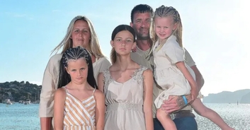 GoFundMe for 11-year-old girl who lost family in car crash reaches $500,000