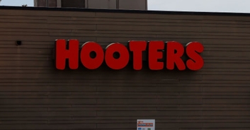 Hooters waitress claims wearing one accessory bagged her $700 in tips on a single shift
