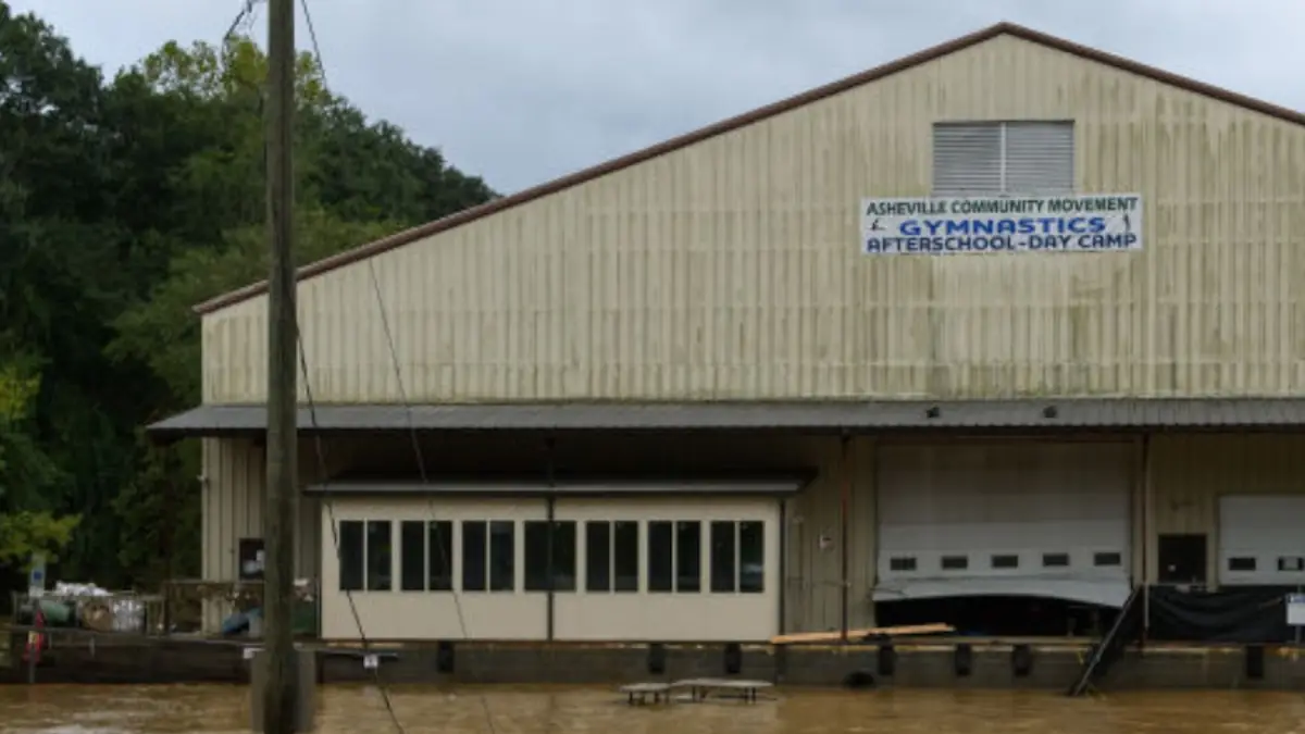 Hurricane Helene death toll surpasses 130 as locals report seeing ...