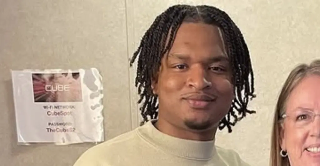 Grandma and man she accidentally invited to Thanksgiving spent the annual holidays apart for the first time in 9 years