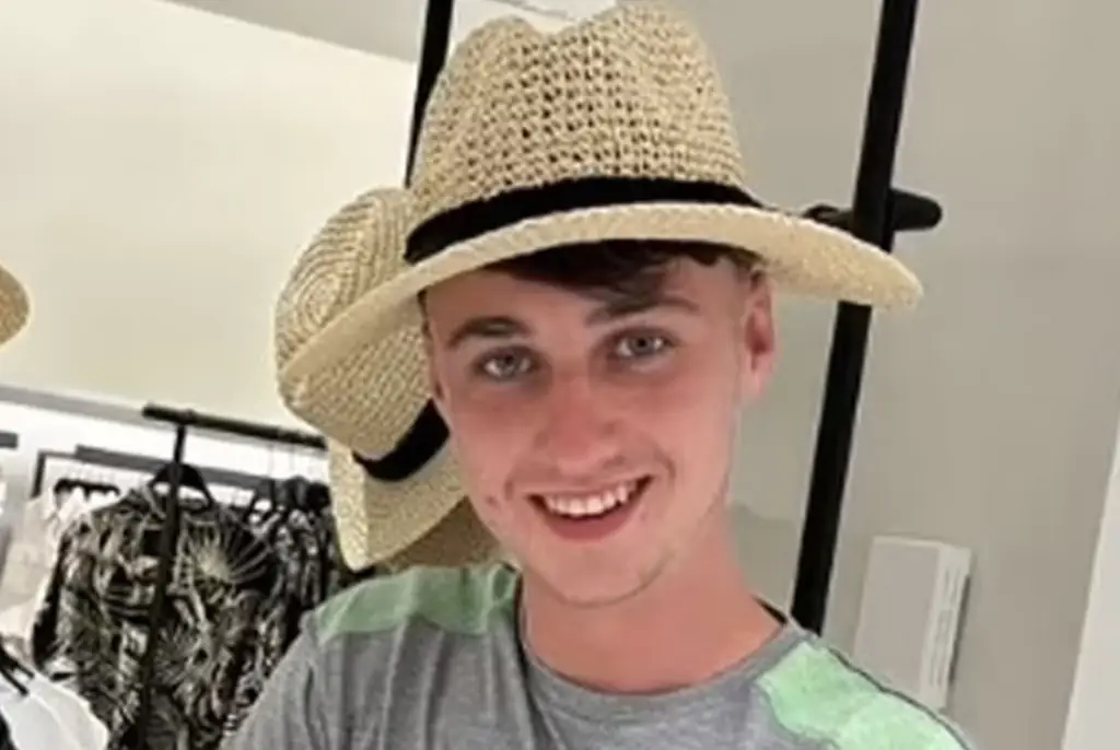 Volunteer who helped in search for Jay Slater fears he walked past teen's body 'five or six times'