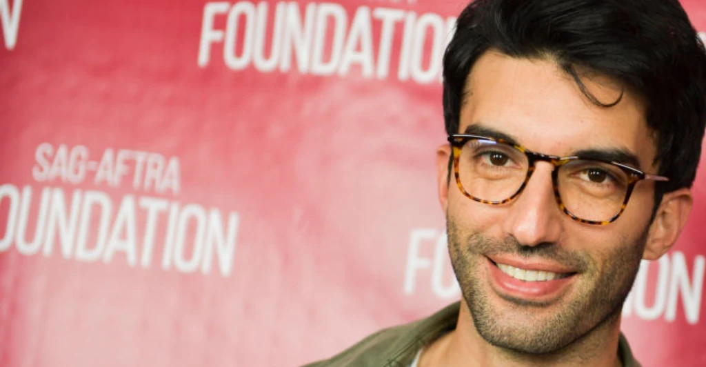Justin Baldoni leaks 'full unedited' text messages 'from Blake Lively and Ryan Reynolds'