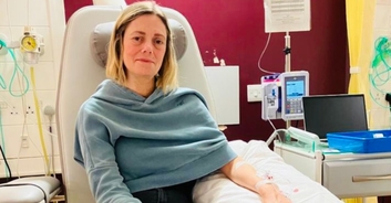 Teacher announces her own death in heartbreaking social media post