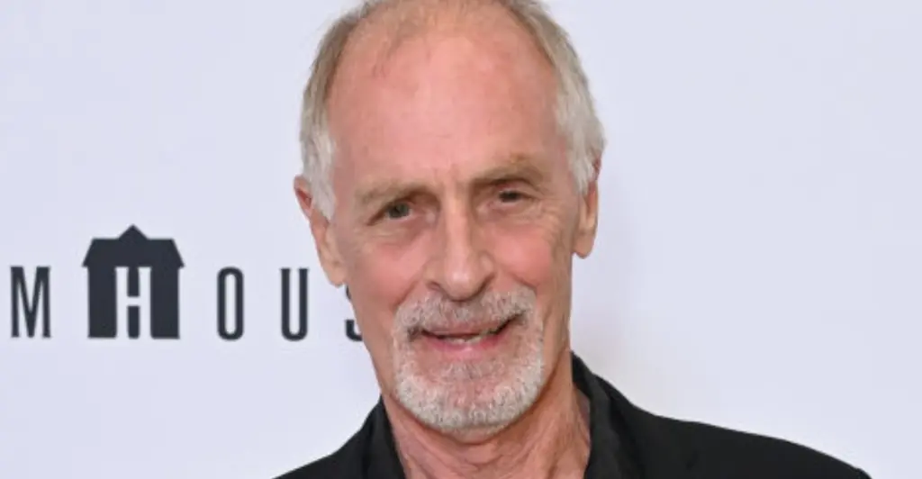 Actor Keith Carradine speaks out over on-screen kiss with Brooke Shields when he was 27 and she was just 11