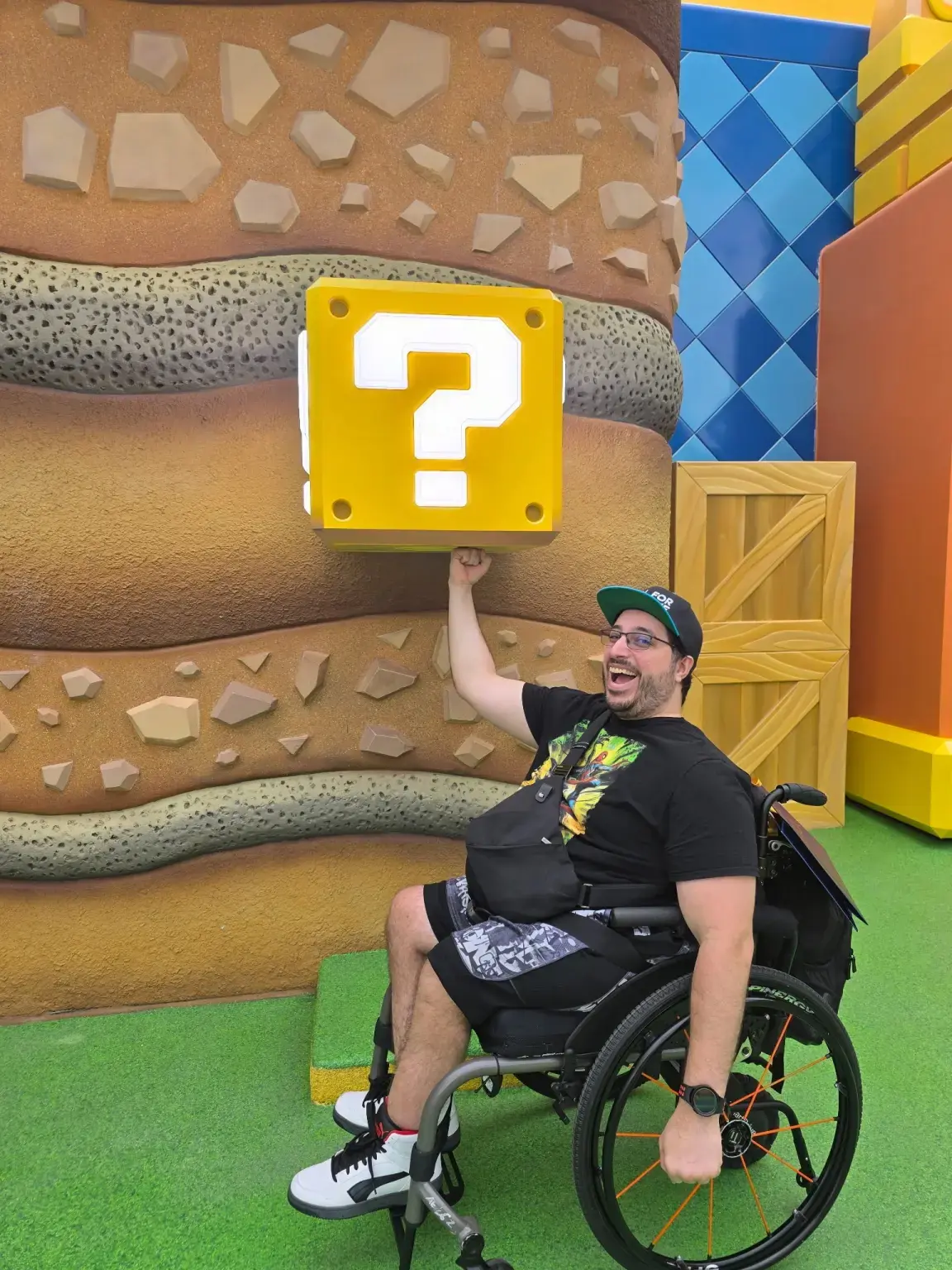 Kevin Rodriguez Zavala, 32, tragically died in the accident.
Credit: GoFundMe