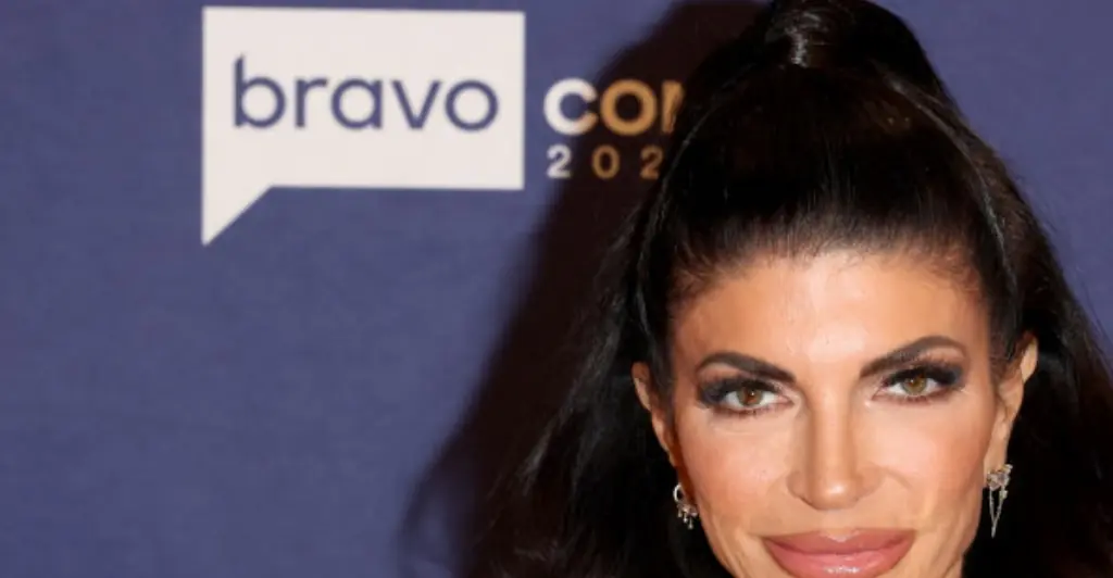 'RHONJ' star Teresa Giudice is roasted for 'unhinged' Photoshop fail: 'Was this made on Paint?'