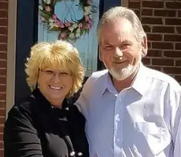 Kentucky couple both lose an arm trying to cling together as 170mph tornado ripped them apart