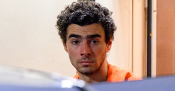 Luigi Mangione’s attorney speaks out as suspected killer fights extradition to face murder charge