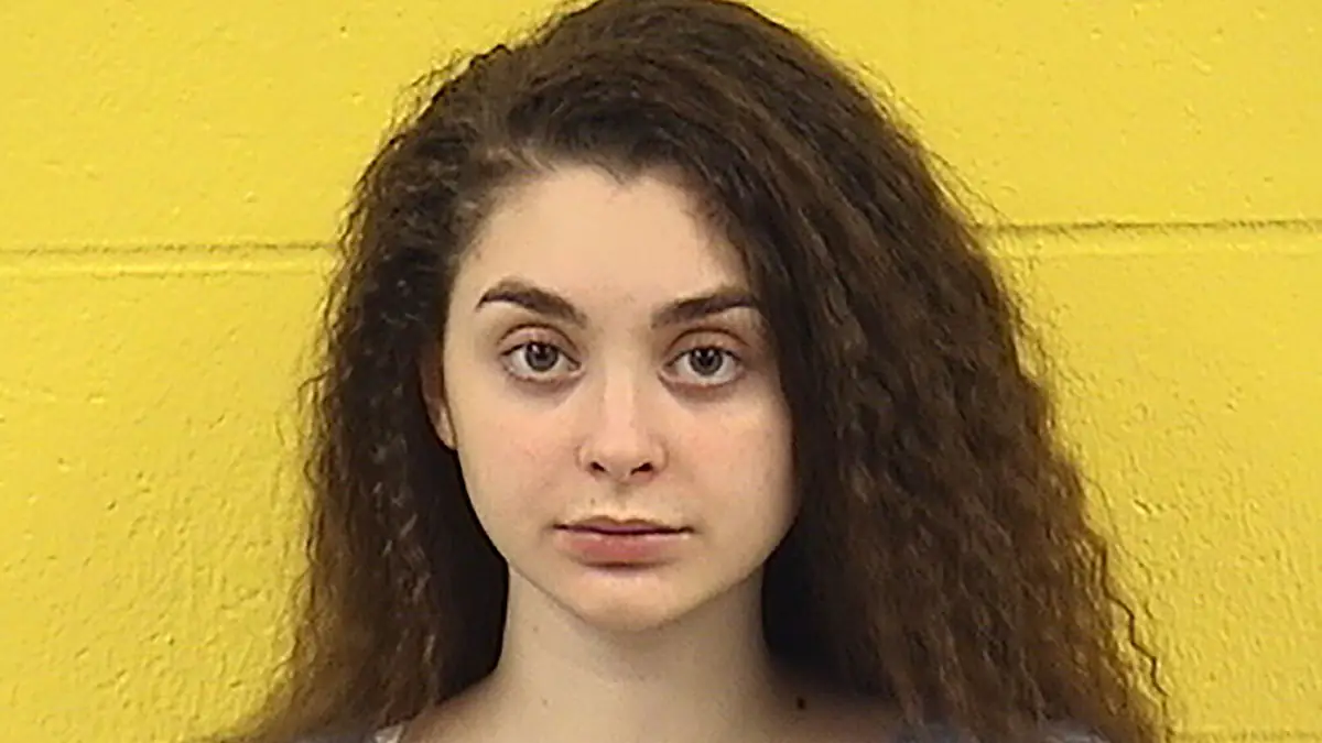 Ex-inmate Describes Dating Mackenzie Shirilla in Prison