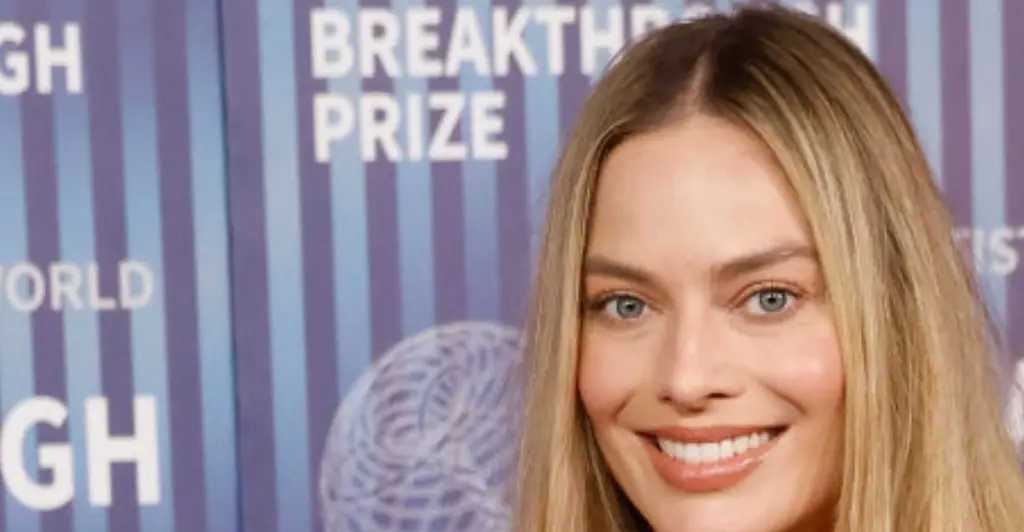 Margot Robbie reveals why she urged director Martin Scorsese to let her appear fully nude in 'The Wolf of Wall Street'