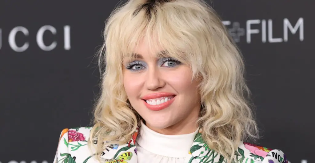 Miley Cyrus reveals her first sexual experience was a threesome with two females