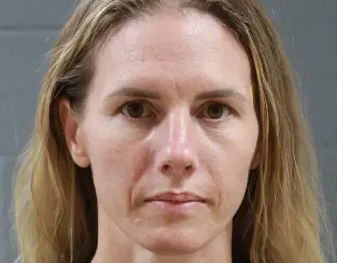 Body language expert noted chilling gesture Ruby Franke made as she pleaded guilty to child abuse