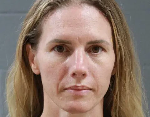 Body language expert noted chilling gesture Ruby Franke made as she pleaded guilty to child abuse