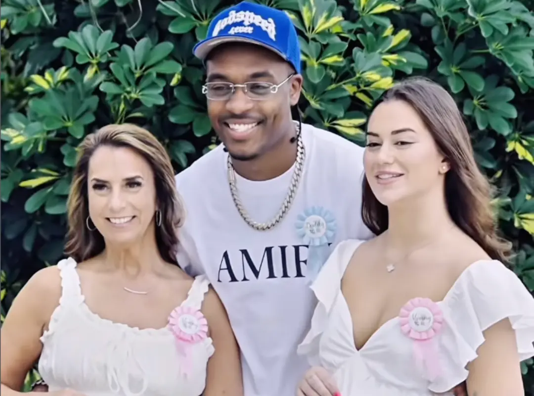 The 'throuple' has caused outrage. Credit: Nickyardy / Instagram