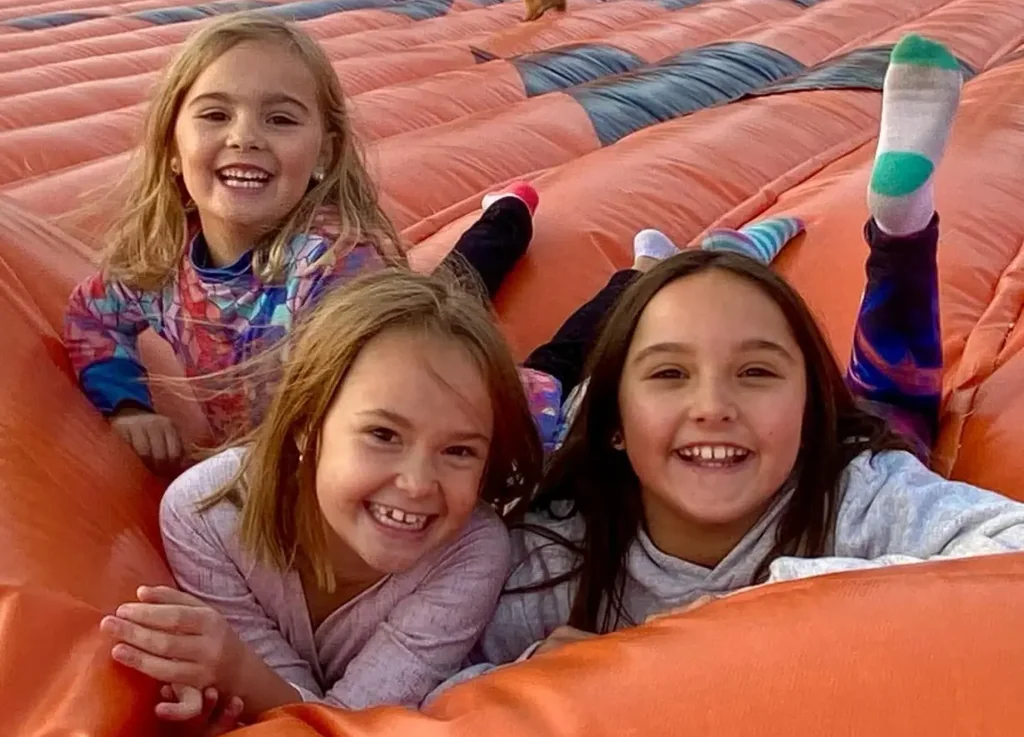 3 sisters' tragic cause of death as remains believed to be of dad Travis Decker are found