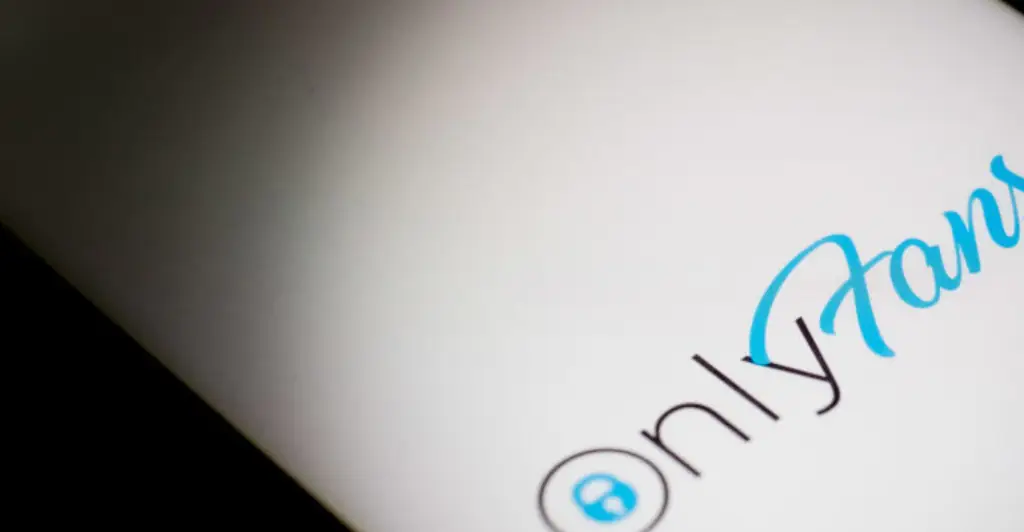 OnlyFans star Bonnie Blue's 'visa is canceled' after over 22,000 sign petition to have her deported for controversial stunts with students