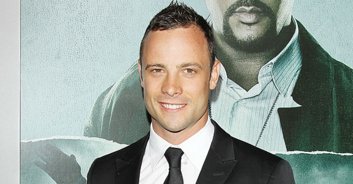 Reeva Steenkamp's mom warns Oscar Pistorius's new girlfriend he's 'still a danger to women'