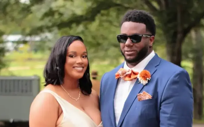 Parents of 4-year-old die in separate car crashes as dad crashes into a tree while rushing to mom's fatal wreck