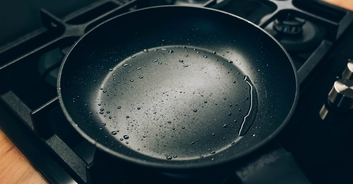 Homeowner shares incredible video of him chasing down suspected burglar with a frying pan: 'Guy's gonna have a headache tomorrow'