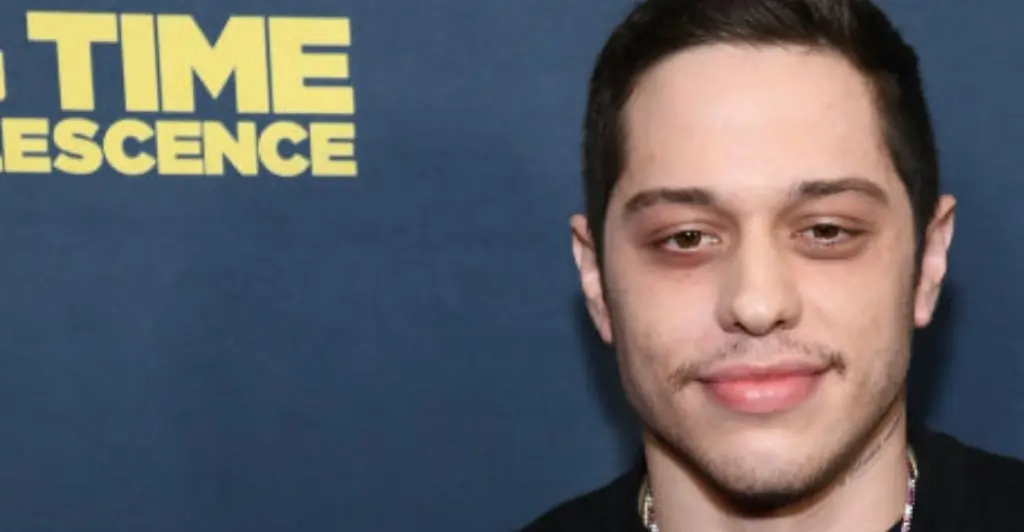 Emily Ratajkowski reveals why women are 'obsessed' with Pete Davidson