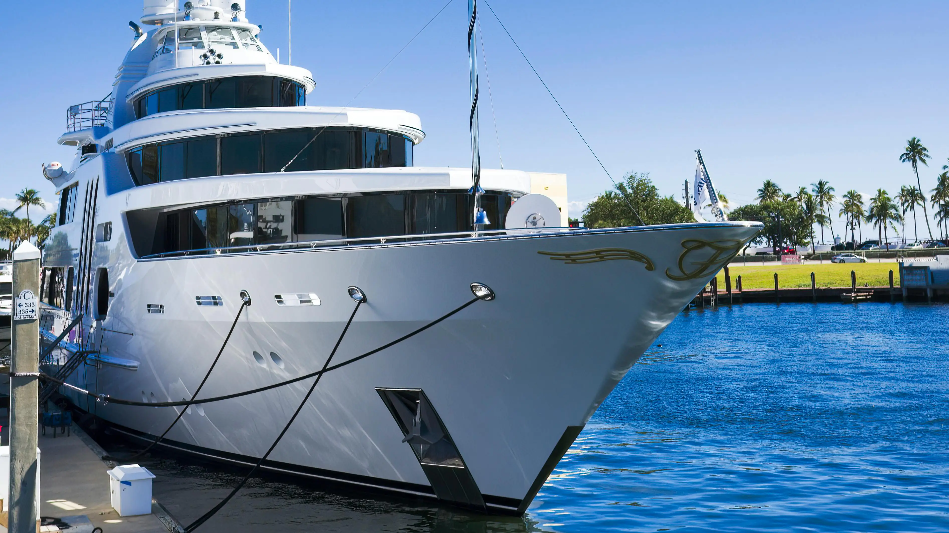 Image of a yacht