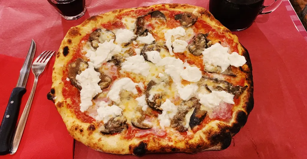 Teen girl, 14, collapses and dies after eating pizza with family while on vacation in Rome