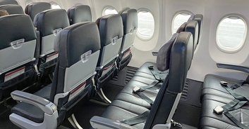 Model who called for planes to have bigger seats looks unrecognizable in old pictures