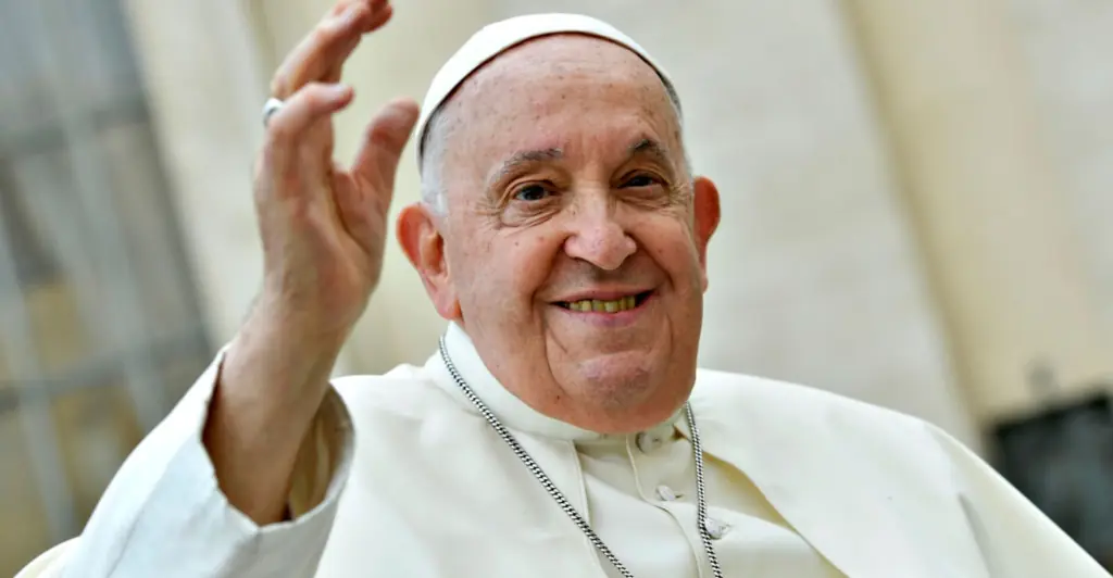 Priest slammed for 'disrespectful' act with Pope Francis' body as Vatican issues warning