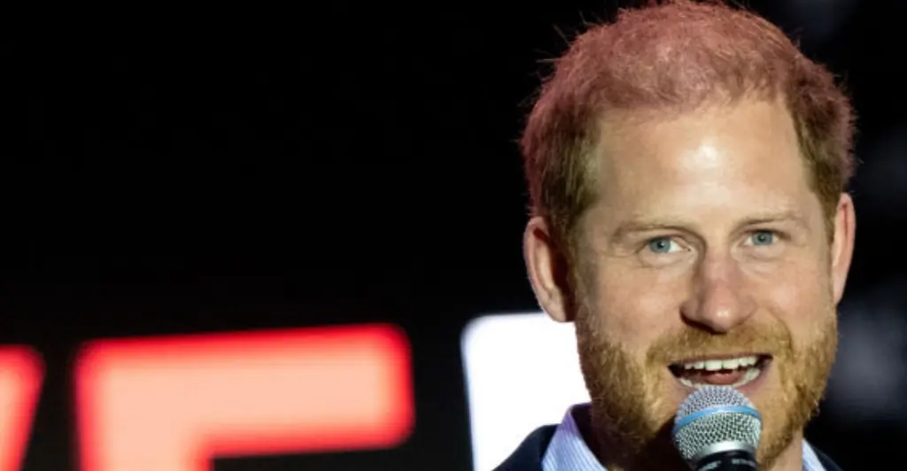 Prince Harry screams in terror taking on 'haunted' attraction with Jimmy Fallon