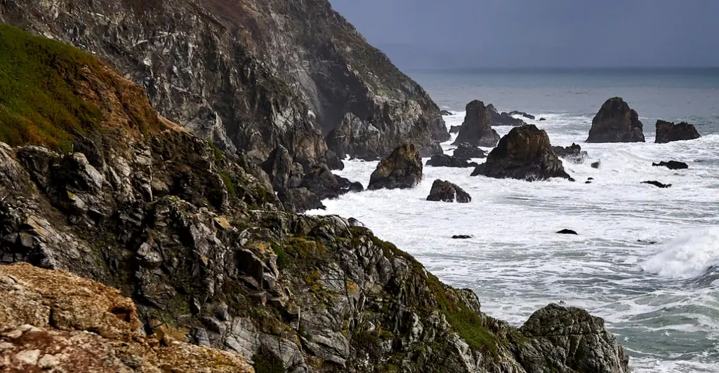 Father's heroic final act that saved 13-year-old son during boat accident that killed five