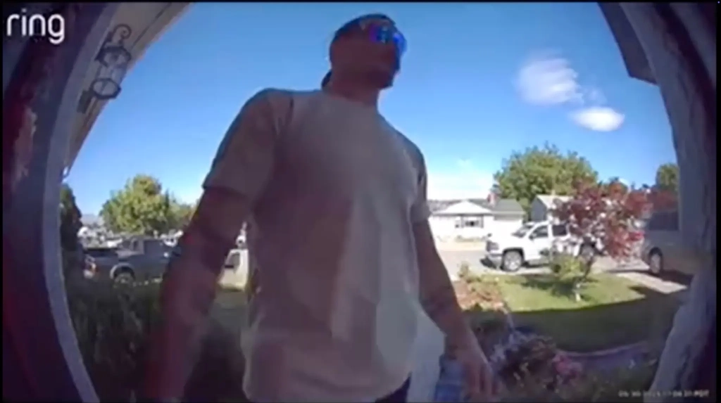 search-travis-decker-washington-man-105890297.webp