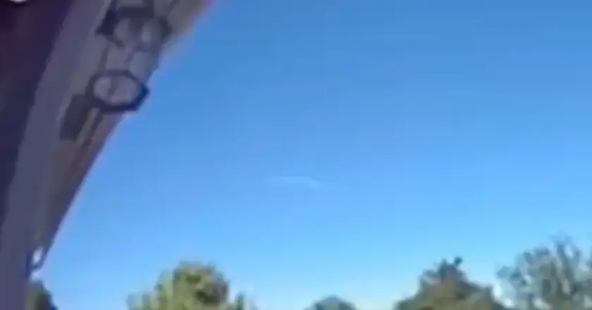 Expert gives 'evidence' suggesting Travis Decker is still alive one month after dad allegedly killed 3 daughters