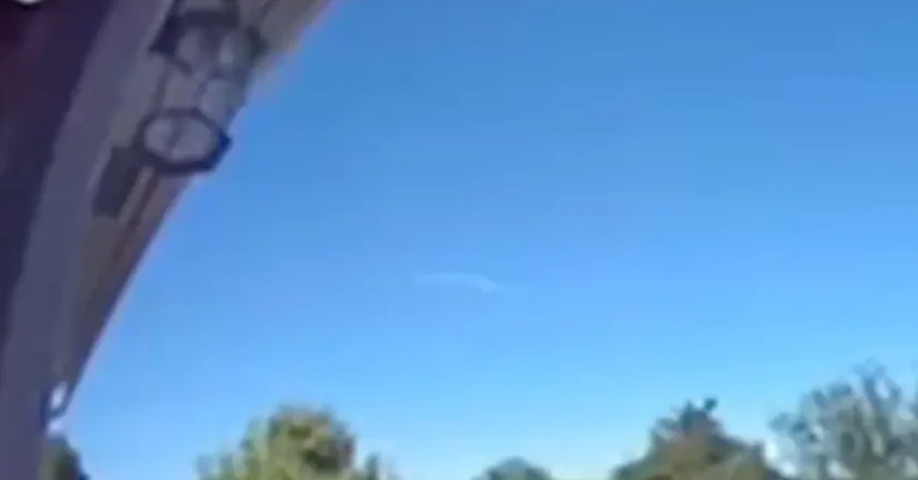 Expert gives 'evidence' suggesting Travis Decker is still alive one month after dad allegedly killed 3 daughters