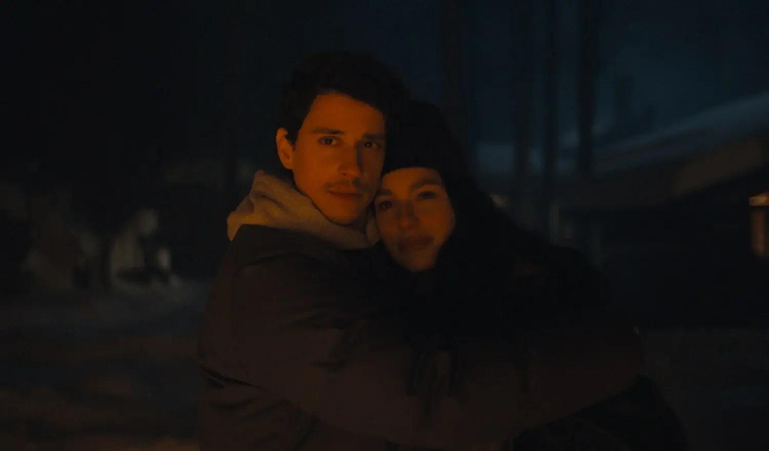 Rachel and her husband are thrown into a psychological horror nightmare. Credit: Netflix