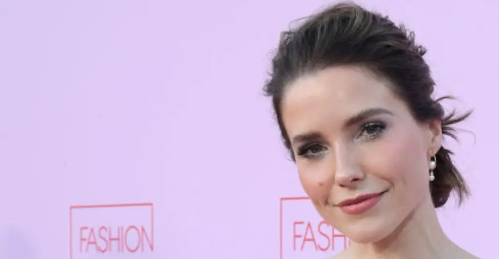 sophiabush.jpg