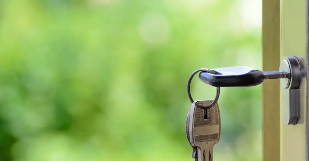 Single mom is left devastated after squatters refuse to leave her Airbnb rental and put up 'No Trespassing' signs