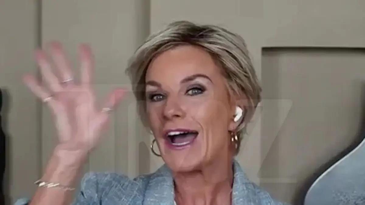 Toni Brattin from QVC reacts to her viral moment