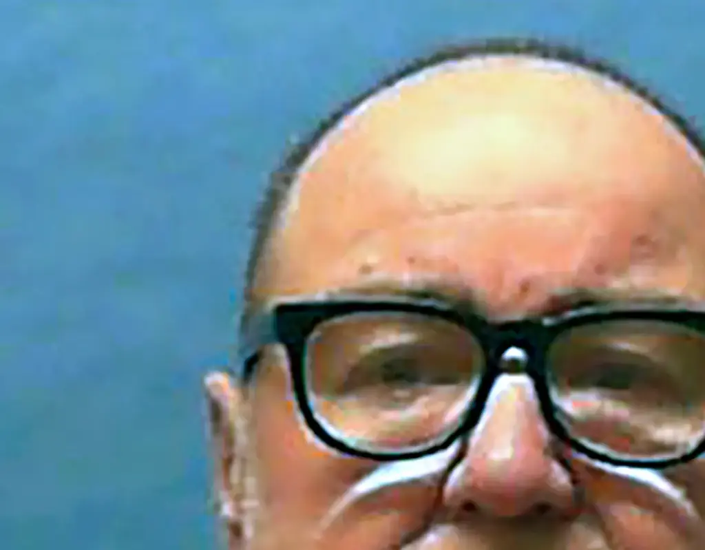 Man who brutally killed young couple infront of their child shares six-word note before being executed