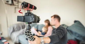 Illinois becomes first state to legally require parent influencers to pay children featured in their videos