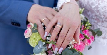 Groom sparks confusion after gifting his bride cape made of $17,000 in cash at their wedding