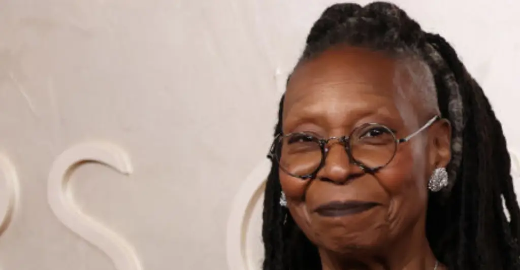 Lip reader ‘reveals Whoopi Goldberg’s 3-word response’ after Demi Moore asked for photo at Oscars