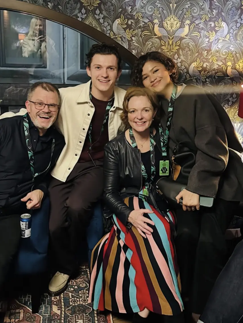 Zendaya with Tom Holland and his parents. Credit: Sam Holland / Instagram