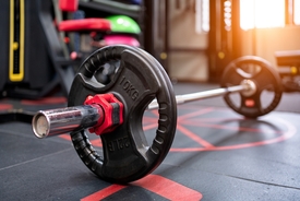 Woman, 22, suddenly dies at the gym while doing squats