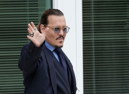 Disturbing photo of poop in Johnny Depp's bed that featured in explosive defamation trial against Amber Heard
