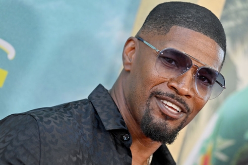 Jamie Foxx gets stitches after being attacked at his birthday dinner