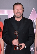 Ricky Gervais' brutal joke about Jaden Smith and mom Jada leaves fans thinking he's 'going to get a slap from Will'