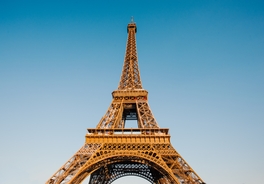 Hundreds evacuated after Paris' Eiffel Tower catches fire
