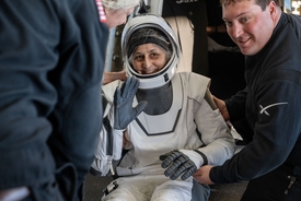 Former astronaut reveals the surprising amount stranded NASA astronauts could earn after 9 months in space